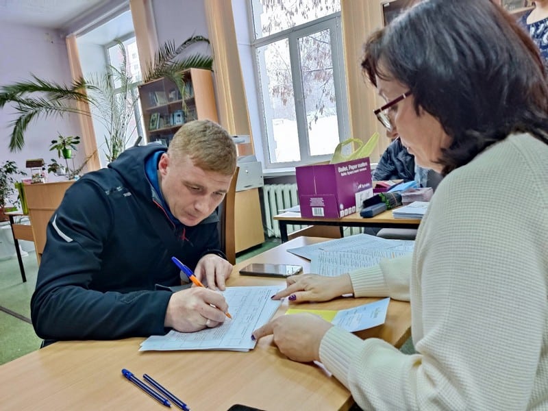 В районах Кировской области выдают подарки участникам опроса по благоустройству