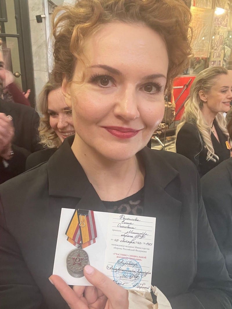 Уроженка Вятских Полян получила медаль Министерства обороны РФ