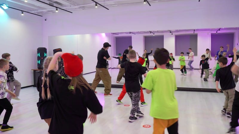В Кировской области «Учитель года» создал школу танцев